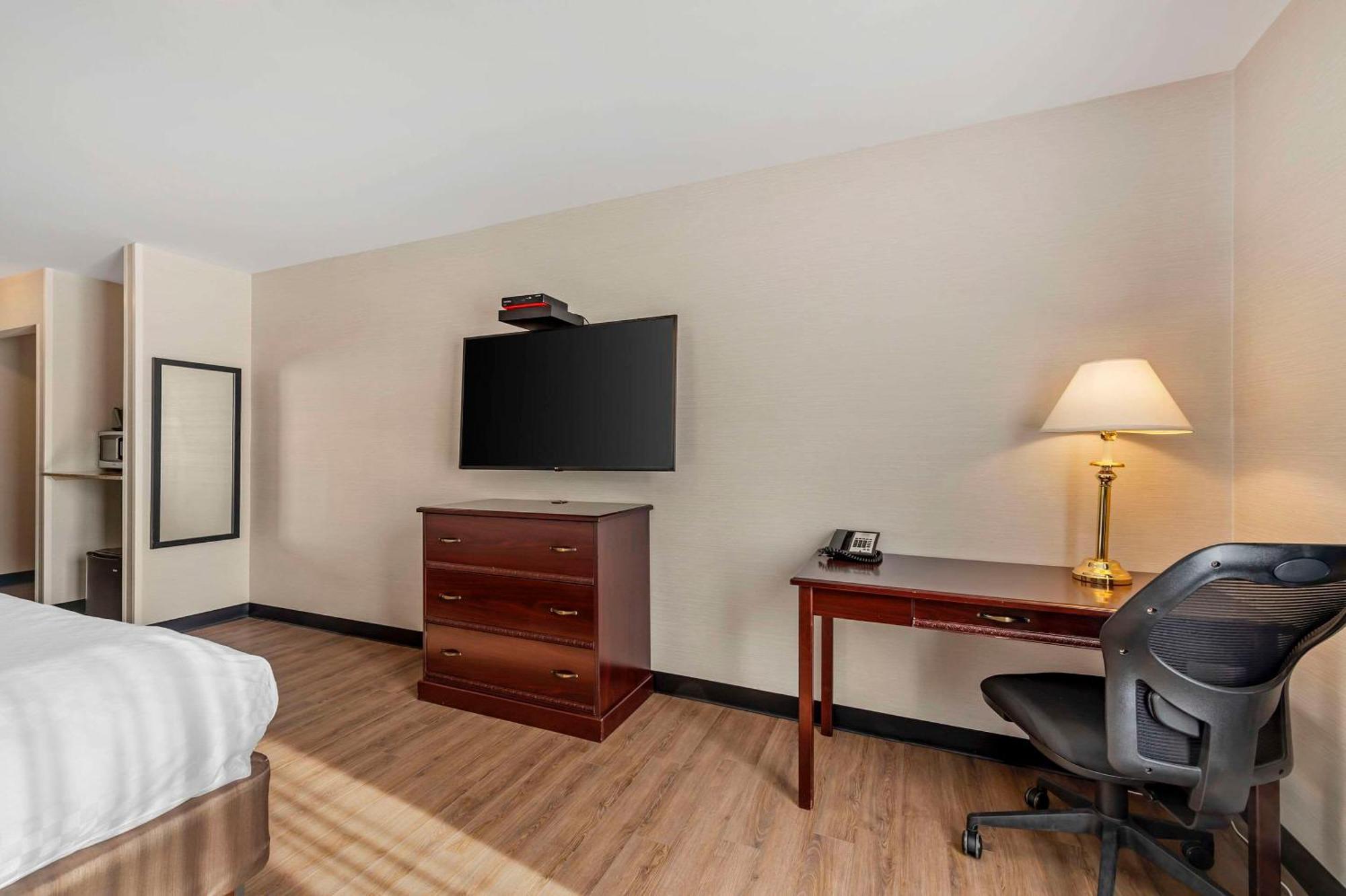 Quality Inn Отава Екстериор снимка