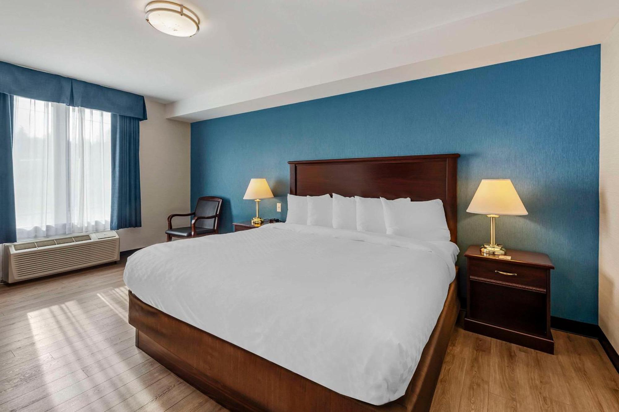 Quality Inn Отава Екстериор снимка
