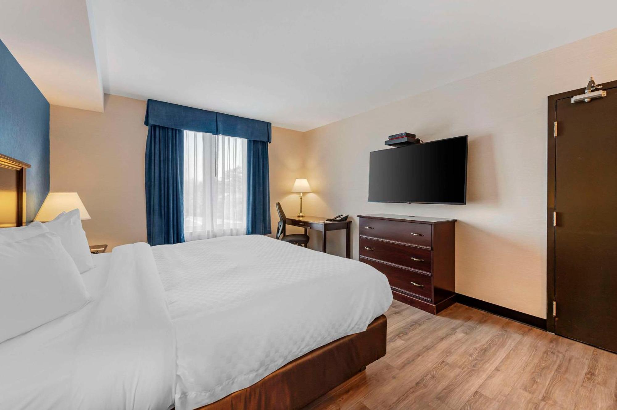 Quality Inn Отава Екстериор снимка